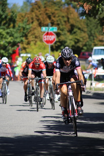 NBA：今日最新排名，湖人赢勇士3连胜，火箭2杀骑士，掘金爆冷.