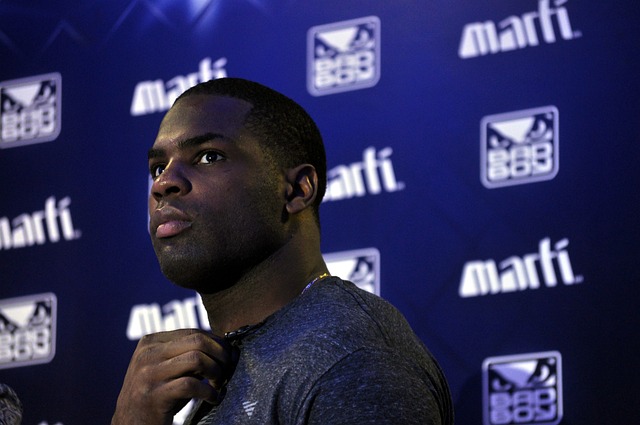 “终于让所有人知道了” 火热的冰雪经济让尔滨越来越好.